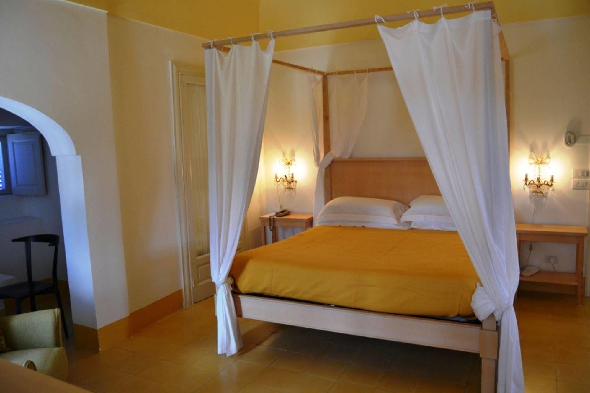 Relais Masseria Villa Cenci Cisternino Exterior photo